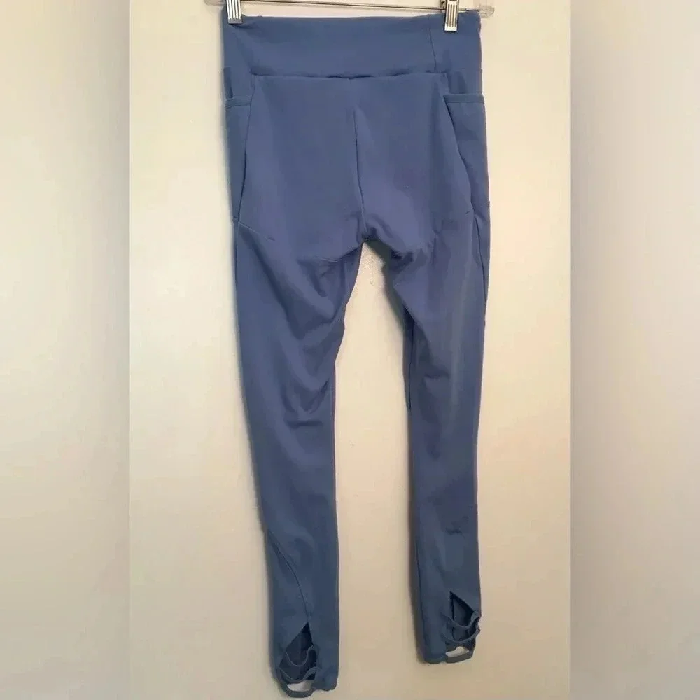 Super Stretchy Gymshark Blue Poise Leggings Size Medium With Pockets